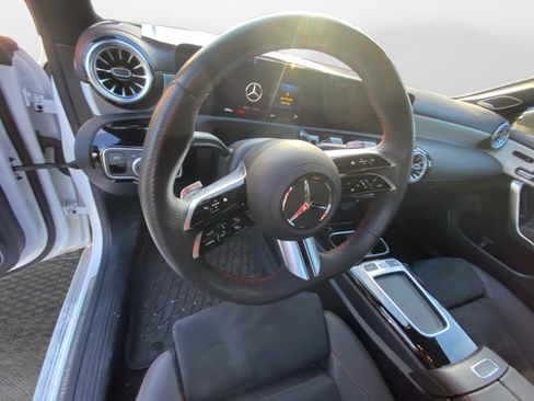 Certified 2025 Mercedes-Benz CLA 250 4MATIC image 10