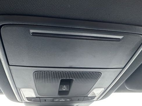 Used 2024 Honda CR-V Sport Touring image 19