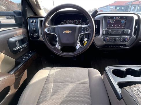 Used 2015 Chevrolet Silverado 2500 LT w/ LT Convenience Package image 6