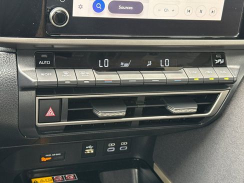 Certified 2025 Toyota Camry LE FWD image 28
