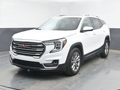 Used 2022 GMC Terrain SLT w/ Infotainment Package II FWD image 5