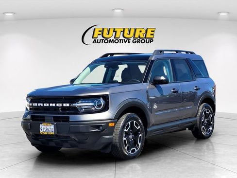 Certified 2023 Ford Bronco Sport Outer Banks w/ Tech Package AWD/4WD image 8