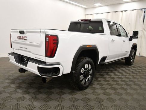 Used 2024 GMC Sierra 2500 Denali w/ Denali Reserve Package image 8