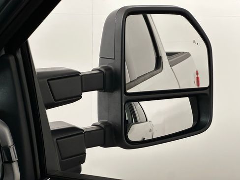 Used 2024 Ford F150 Lariat image 27