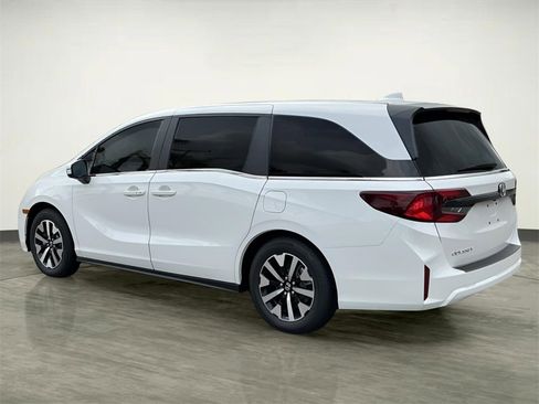 New 2026 Honda Odyssey EX-L image 4