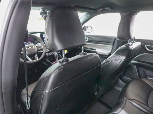 New 2026 Jeep Compass Latitude image 23