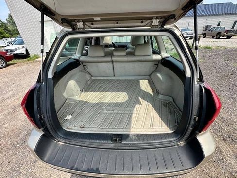 Used 2008 Subaru Outback 2.5i Limited AWD/4WD image 25