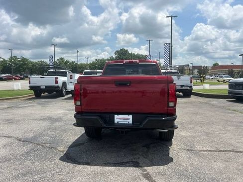 New 2026 Chevrolet Colorado W/T w/ WT Custom Package RWD image 4
