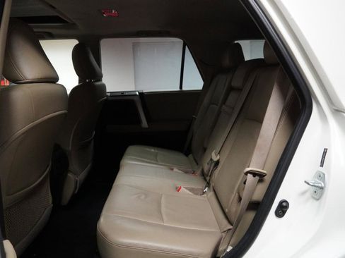 Used 2010 Toyota 4Runner Limited AWD/4WD image 17