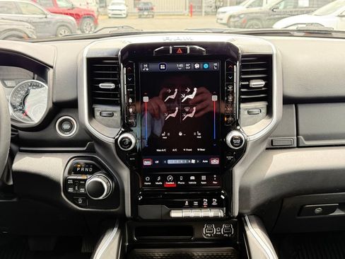 Used 2023 RAM 1500 Big Horn AWD/4WD image 24