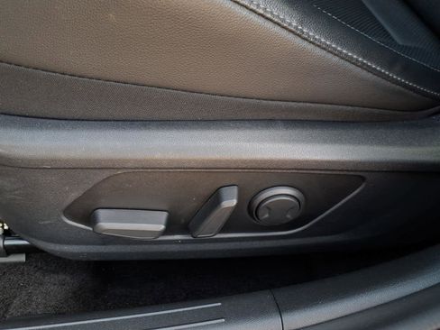 Used 2023 Hyundai Elantra Limited image 26