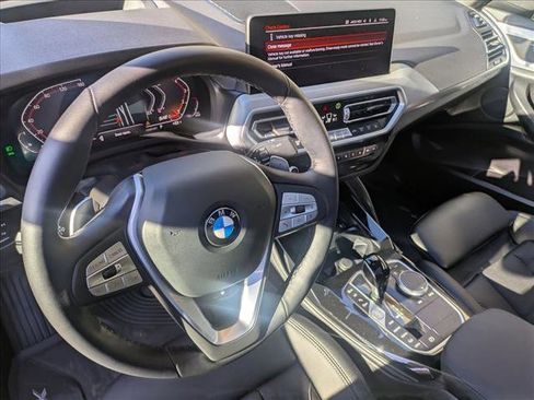 Used 2024 BMW X4 xDrive30i w/ Premium Package image 10