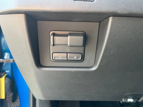 Used 2023 Chevrolet Colorado Trail Boss w/ Advanced Trailering Package AWD/4WD image 18