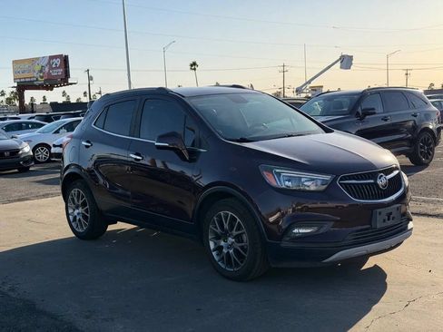 Used 2018 Buick Encore Sport Touring FWD image 10