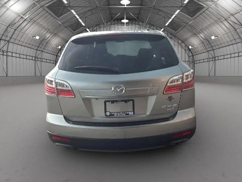 Used 2011 MAZDA CX-9 Touring w/ Moonroof & Bose Audio Pkg AWD/4WD image 5