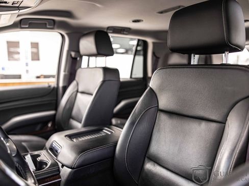 Used 2017 GMC Yukon SLT image 18