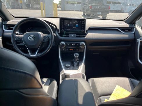 Used 2019 Toyota RAV4 XSE w/ XSE Weather Package AWD/4WD image 22