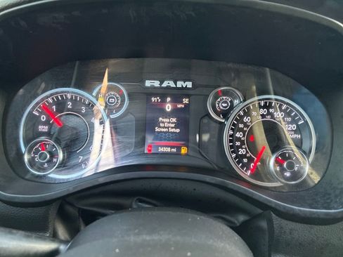 Used 2023 RAM 1500 Big Horn AWD/4WD image 16