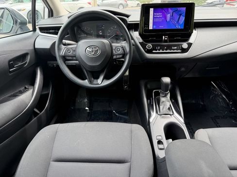 Used 2024 Toyota Corolla LE FWD image 13