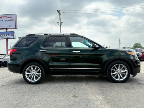 Used 2013 Ford Explorer XLT FWD image 3