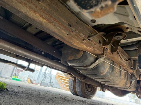 Used 2000 Ford F350 XLT image 31