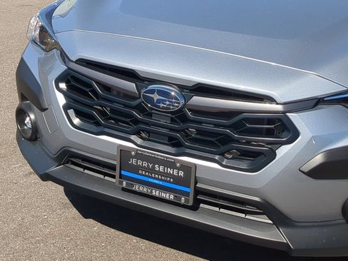 Used 2026 Subaru Crosstrek 2.5i Premium AWD/4WD image 9