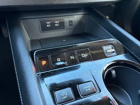 Used 2025 Nissan Murano SV AWD/4WD image 34