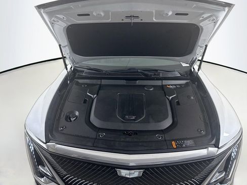 Used 2024 Cadillac Lyriq Luxury image 33