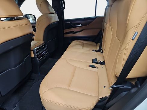 New 2026 Lexus LX 700h Luxury image 14