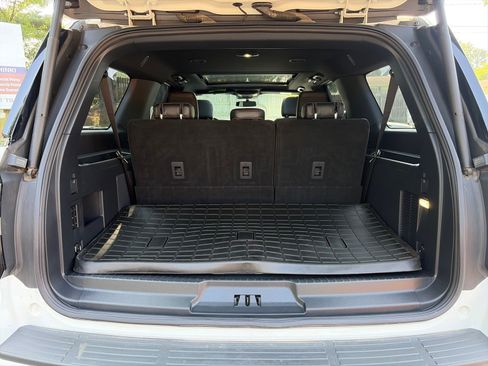 Used 2022 Ford Expedition Max Limited AWD/4WD image 8