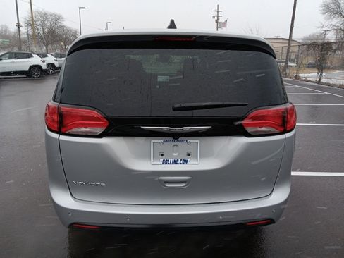 New 2026 Chrysler Voyager LX image 5
