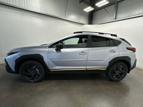 Used 2025 Subaru Crosstrek 2.5i Sport image 2