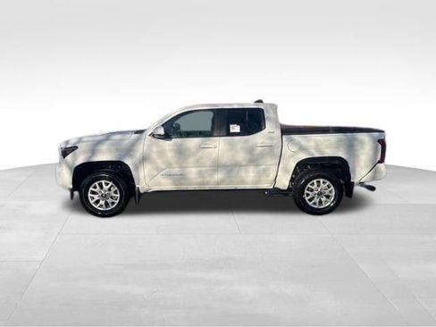 New 2026 Toyota Tacoma SR5 image 2