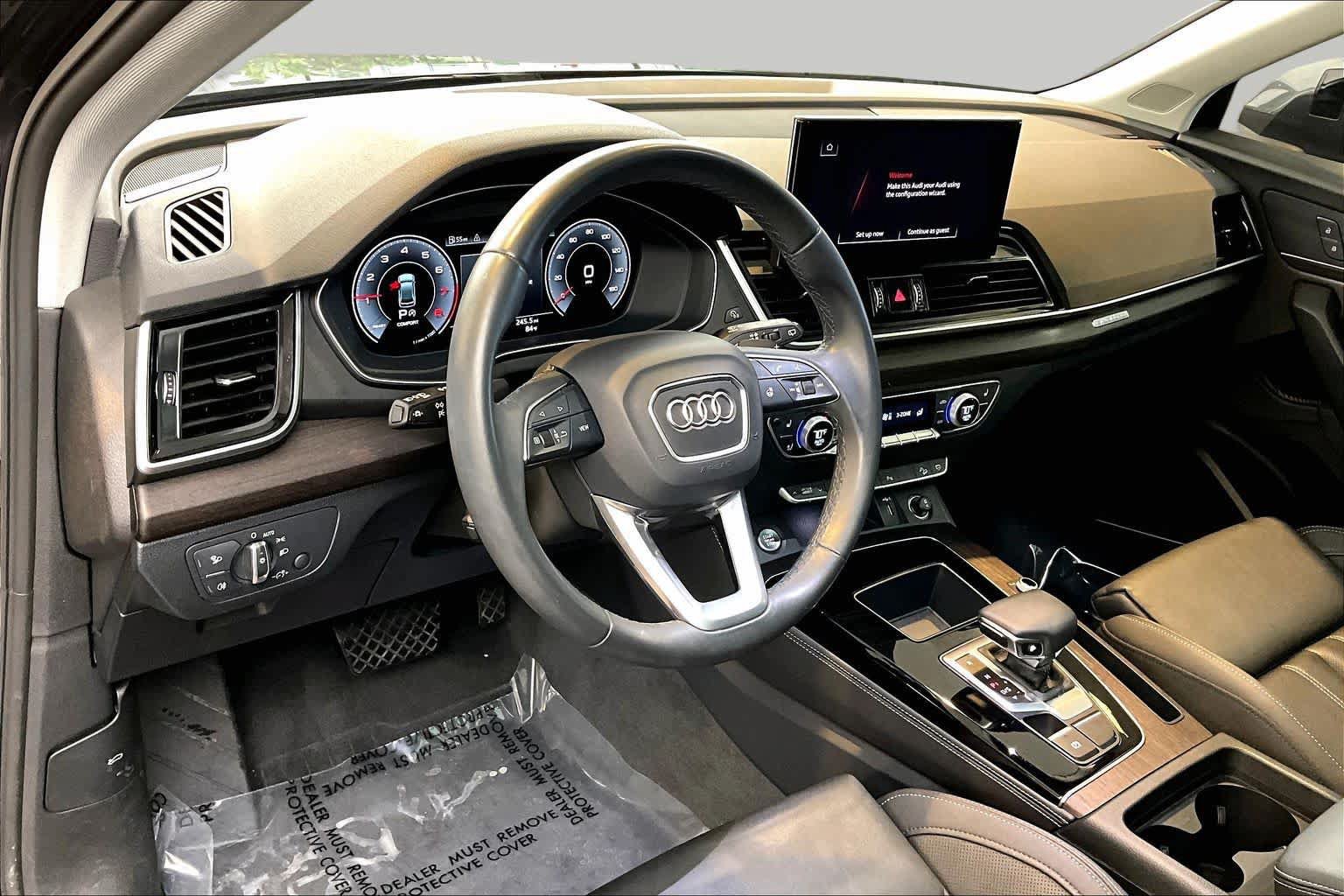Certified 2024 Audi Q5 2.0T Premium Plus w/ Premium Plus Package AWD/4WD image 17
