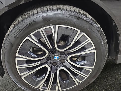 Used 2025 BMW X3 xDrive30i w/ Premium Package image 35