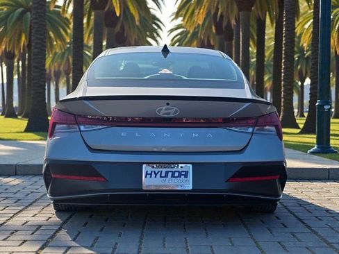 New 2026 Hyundai Elantra SEL Sport Premium FWD image 5