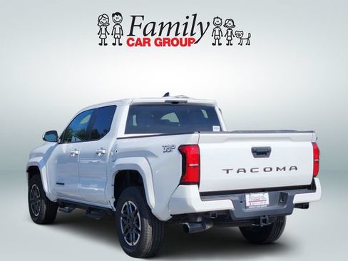 Used 2025 Toyota Tacoma TRD Sport RWD image 3