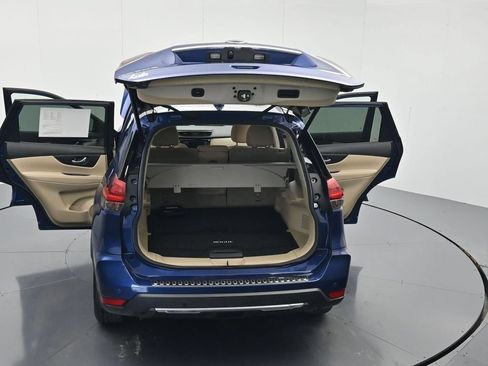 Used 2019 Nissan Rogue SV w/ Premium Package FWD image 45