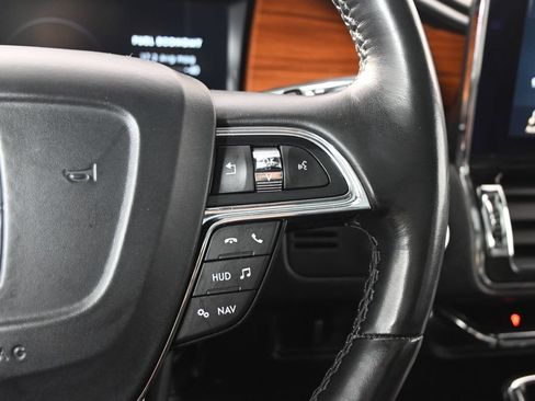 Used 2018 Lincoln Navigator Reserve w/ Technology Package AWD/4WD image 40