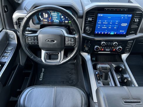 Used 2023 Ford F150 Platinum w/ FX4 Off-Road Package image 31