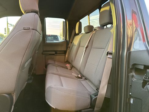 Used 2017 Ford F150 XLT w/ Equipment Group 302A Luxury image 34