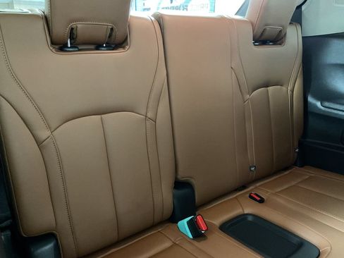 Used 2023 INFINITI QX60 Sensory w/ Cargo Package AWD/4WD image 24
