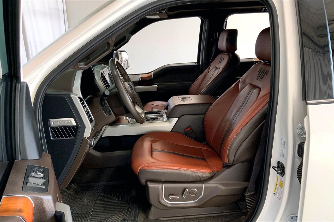 Used 2018 Ford F150 King Ranch w/ Equipment Group 601A Luxury AWD/4WD image 15