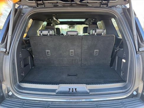 Used 2024 Ford Expedition Limited image 9