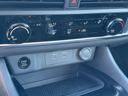 New 2026 Nissan Rogue S image 15