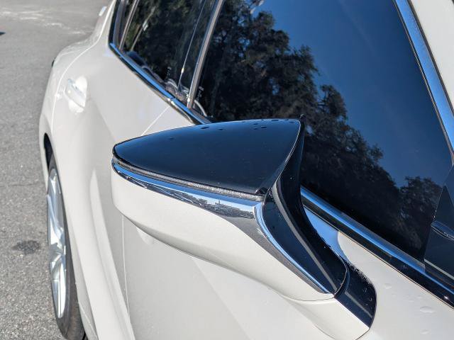 Used 2021 Lexus IS 300 w/ Comfort Package RWD image 12