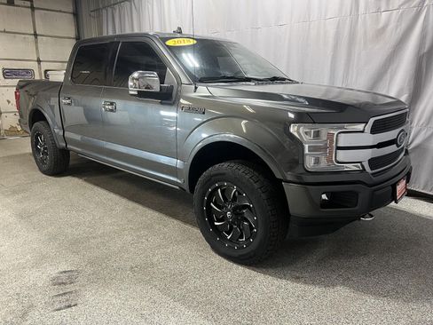 Used 2018 Ford F150 Platinum w/ Equipment Group 701A Luxury AWD/4WD image 4