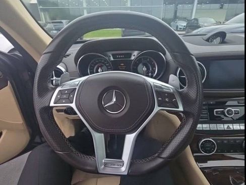 Used 2013 Mercedes-Benz SL 63 AMG image 6