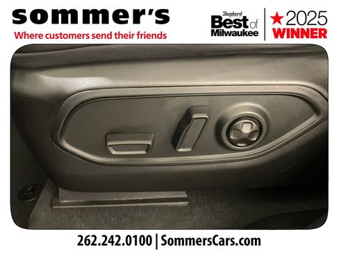 Used 2022 Jeep Grand Cherokee Limited image 10