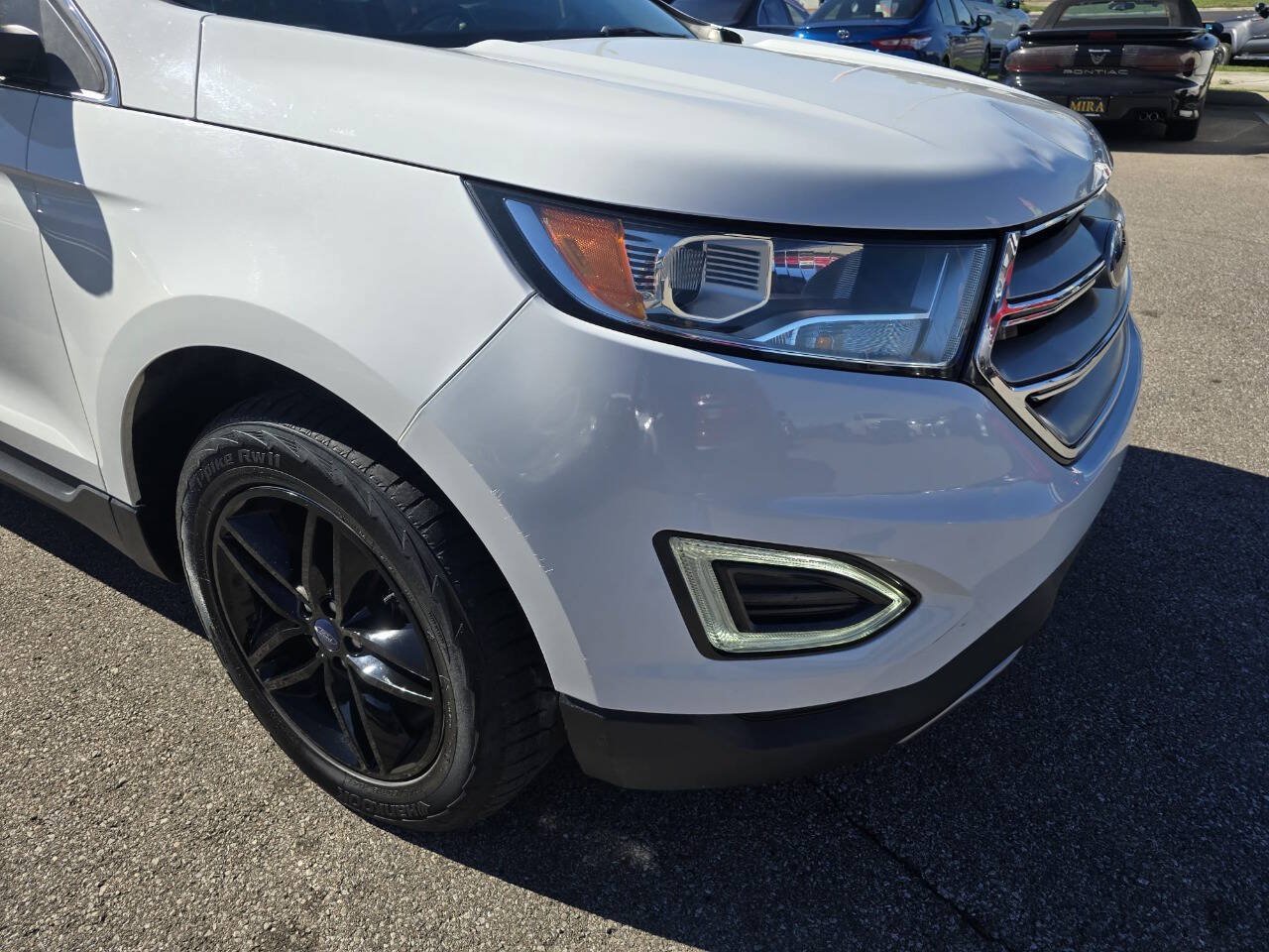 Used 2016 Ford Edge SEL w/ Equipment Group 201A AWD/4WD image 5
